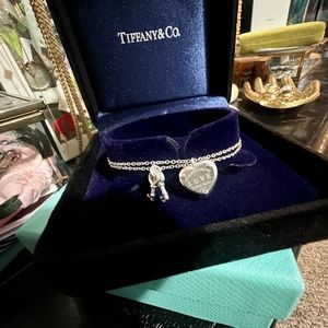 Tiffany&co. love heart tag key bracelet